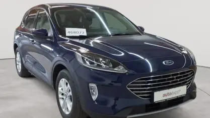 Gebraucht Ford Kuga Titanium 190 PS (139 kW) 2020 Blazer blau SUV