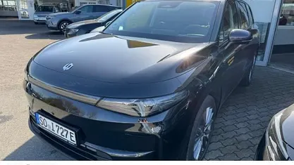 Neu Leapmotor C10 215 PS (158 kW) 2026 Schwarz SUV