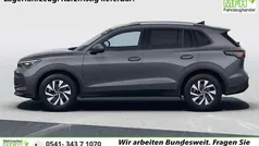 Delfingrau metallic Neu 2025 VW Tiguan SUV | 36.942 € (Superpreis)