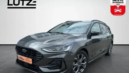 Gebraucht Ford Focus ST-Line 155 PS (114 kW) 2024 Grau Kombi
