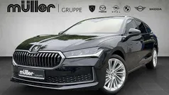 Onyxschwarz Gebraucht 2024 Skoda Superb LAURIN & KLEMENT Kombi | 45.990 € (Fairer Preis)