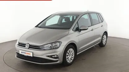 Grau Gebraucht 2019 VW Golf Sportsvan Trendline Van / Kleinbus | 13.670 € (Guter Preis)
