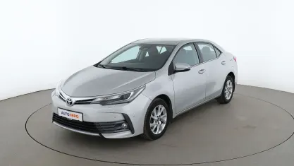 Gebraucht Toyota Corolla Edition 132 PS (97 kW) 2017 Silber Limousine