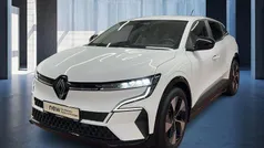 Weiß Gebraucht 2022 Renault Mégane Evolution Limousine | 24.910 € (Fairer Preis)