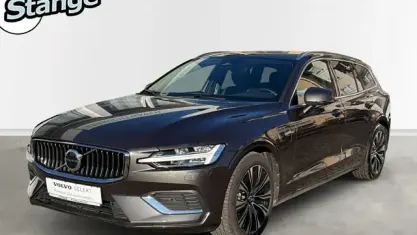 Gebraucht Volvo V60 Plus 398 PS (292 kW) 2022 Grau Kombi