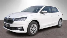 Candyweiss Gebraucht 2025 Skoda Fabia Essence Limousine | 16.930 € (Guter Preis)