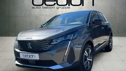 Gebraucht Peugeot 3008 Allure 131 PS (96 kW) 2024 Metfa platinium grau SUV