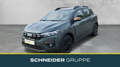 Grün Gebraucht 2024 Dacia Sandero Extreme Kleinwagen | 16.490 € (Superpreis)