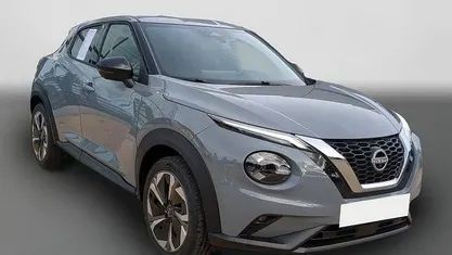 Ceramicgrau Neu 2025 Nissan Juke N-Connecta SUV | 22.490 € (Fairer Preis)