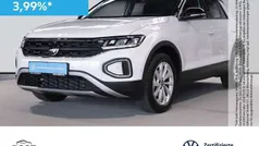Weiß Gebraucht 2024 VW T-Roc Life SUV | 23.990 € (Fairer Preis)