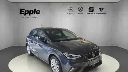 Używany Seat Ibiza FR 110 KM (80 kW) 2023 Szary Hatchback