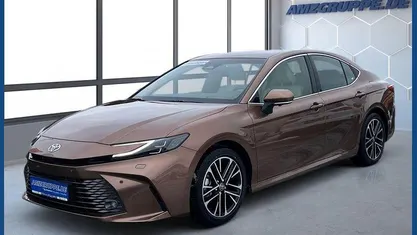 Gebraucht 2025 Toyota Camry Executive Limousine | 50.990 €