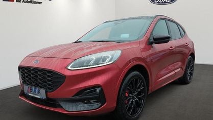 Gebraucht Ford Kuga ST-Line X 132 PS (97 kW) 2024 Lucid red metallic  SUV