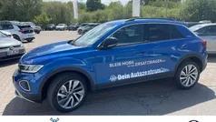 Gebraucht 2025 VW T-Roc Life SUV | 29.900 € (Fairer Preis)