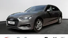 Grau Gebraucht 2022 Audi A4 Sport Kombi | 23.990 € (Guter Preis)