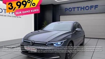 Gebraucht VW Golf VIII Active 131 PS (96 kW) 2022 Limousine