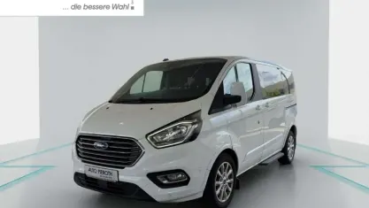 Gebraucht Ford Tourneo Custom Titanium 150 PS (110 kW) 2023 Frozen white Van