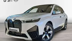 Mineralweiß Gebraucht 2024 BMW iX Sport Line SUV | 76.490 € (Fairer Preis)