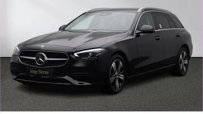 Unilack schwarz Gebraucht 2024 Mercedes C300e Avantgarde Kombi | 42.860 € (Guter Preis)