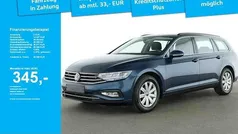Aquamarinblau metallic Gebraucht 2023 VW Passat Business Kombi | 26.999 € (Guter Preis)