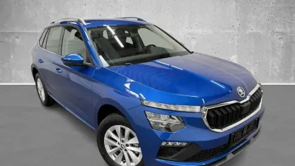 Neu Skoda Kamiq Essence 116 PS (85 kW) 2026 Schwarz SUV