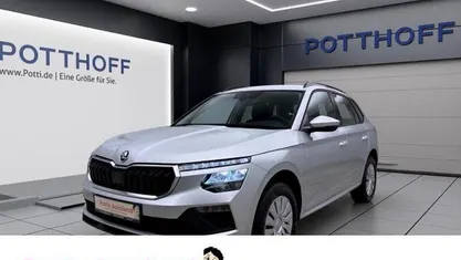 Gebraucht 2025 Skoda Kamiq Essence SUV | 22.177 € (Fairer Preis)