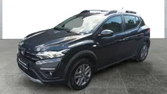 Grau Gebraucht 2023 Dacia Sandero Comfort Kleinwagen | 15.490 € (Fairer Preis)