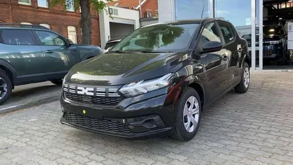 Gebraucht 2025 Dacia Sandero Essentiel Limousine | 14.949 € (Guter Preis)