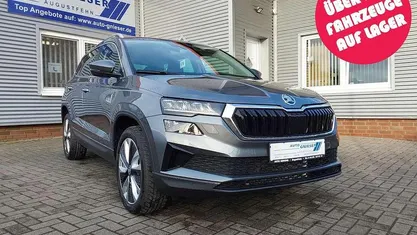 Gebraucht 2025 Skoda Karoq Selection SUV | 32.490 € (Guter Preis)