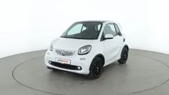 Weiß Gebraucht 2019 Smart ForTwo Coupé Basis Kleinwagen | 11.700 € (Fairer Preis)