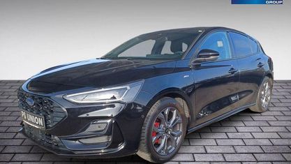 Używany Ford Focus ST-Line 155 KM (114 kW) 2022 Czarny Sedan/Limuzyna
