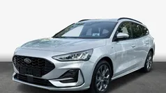 Moondust silber metallic Gebraucht 2023 Ford Focus ST-Line X Kombi | 21.945 € (Fairer Preis)
