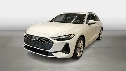 Weiß Gebraucht 2025 Audi A5 Sport Coupé | 48.920 € (Superpreis)