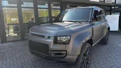 Charente grey Neu 2025 Land Rover Defender SUV | 185.900 €