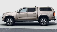 Deep red metallic Neu 2025 VW Amarok Style Abholung | 54.639 € (Fairer Preis)