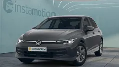 Grau Gebraucht 2024 VW Golf VIII Kleinwagen | 25.749 € (Guter Preis)