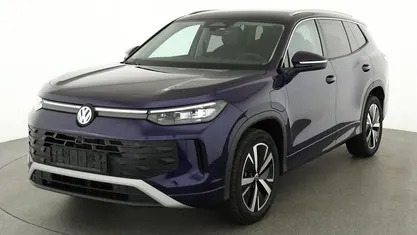 Neu VW Tayron Life 204 PS (150 kW) 2025 Cipressino grün metallic cipressino grün metallic SUV