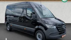Schwarz Gebraucht 2023 Mercedes Sprinter Van | 40.990 € (Fairer Preis)