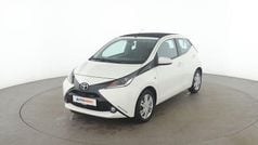 Weiß Gebraucht 2015 Toyota Aygo X-wave Kleinwagen | 8.040 € (Fairer Preis)