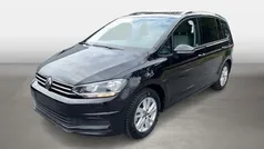 Deep black perleffekt Gebraucht 2024 VW Touran Comfortline Van / Kleinbus | 34.490 € (Fairer Preis)