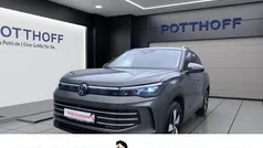 Gruen Gebraucht 2024 VW Tiguan Elegance SUV | 48.777 € (Superpreis)
