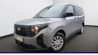 Gebraucht Ford Tourneo Courier Trend 125 PS (91 kW) 2025 Solarsilber Van / Kleinbus