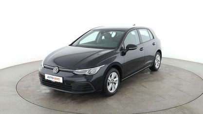 Gebraucht VW Golf VIII Life 2022 Schwarz Limousine