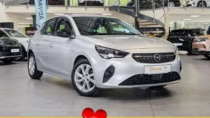 Usado Opel Corsa Elegance 101 HP (74 kW) 2023 Prateado Citadino
