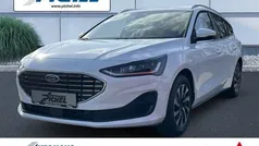 Schwarz(metallic) Neu 2025 Ford Focus Titanium Kombi | 28.490 € (Guter Preis)