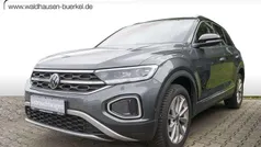 Gebraucht 2024 VW T-Roc Style SUV | 28.990 € (Fairer Preis)