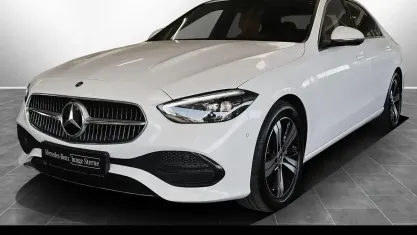 Gebraucht Mercedes C180 Avantgarde 170 PS (125 kW) 2025 Unilack polarweiß Limousine