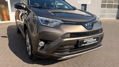 Gebraucht Toyota RAV4 Hybrid Edition 197 PS (144 kW) 2016 SUV