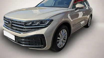 Gebraucht VW Touareg Elegance 231 PS (169 kW) 2024 Beige SUV