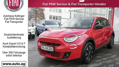 Rot Gebraucht 2024 Fiat 600 Red SUV | 26.644 € (Fairer Preis)